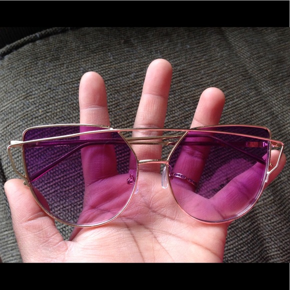NWOT Cute Fashion Purple Gold Cat Eye Sunglasses - Picture 2 of 4